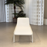 Chaise longue de piscine avec siège en toile et dossier réglable pour terrasse extérieure