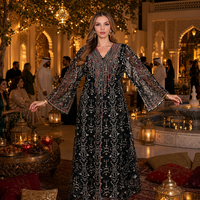 En stock Robe longue à col en V à motifs géométriques en maille à manches évasées avec des perles colorées |   Abaya de fête de luxe, robe de soirée pour femmes musulmanes