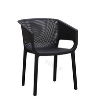 Vente en gros de chaises d'extérieur en plastique bon marché Chaise de salle à manger empilable en PP coloré Monoblock Polypropylène Sillas De Plasticas