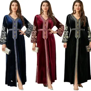 Nouveau turc Abaya vêtements islamiques Abayas femmes robe musulmane 2023 dubaï broderie perlée hiver velours Abaya