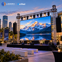 Écran LED de location LEDORA P3.91 4K HDR10 4m x 3m, système complet, garantie 5 ans, étanche IP65 pour concerts et expositions