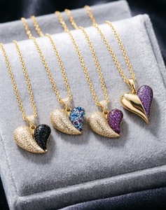 Collier Pendentif Cœur Demi- Pierre Demi-Métal Couleurs Mixtes avec Micro-Pavé de Zircon Cubique et Chaîne Torsadée pour Femme - Product Image 4
