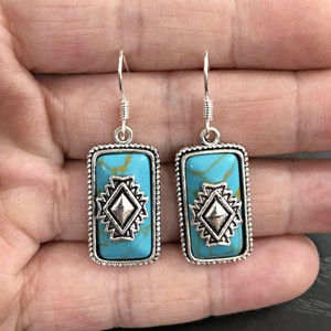 Orecchini Vintage in Stile Geometrico Turchese per Donne, Gioielli per Orecchie in Stile Boho alla Moda - Product Image 1