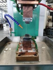 Soldadores de resistencia a presión, barra colectora de cobre, máquina de soldadura por difusión de polímero neumático-hidráulico - Product Image 5