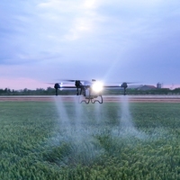Pulvérisateur de grande puissance Machine de pulvérisation agricole Drone Heavy Lift Cargo De Fumigacion Drone d'arpentage agricole à longue portée