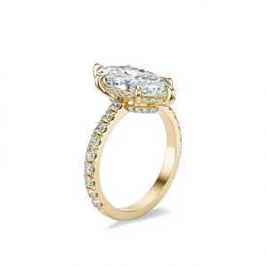 Anillo de compromiso y boda de oro amarillo de 14K con diamante de laboratorio de corte marquesa de 5.5CT, pavé, venta al por mayor, OEM y personalizado - Product Image 4