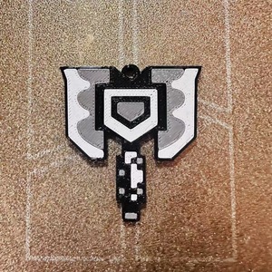 Quái vật Thợ Săn tăng KEYCHAIN-3D in móc áo-Lá chắn và rìu Mặt dây chuyền - Product Image 4