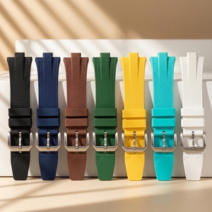 Correas de Reloj de Silicona Blancas Deportivas Resistentes al Agua de Alta Calidad Personalizadas de 20/22 mm con Hebilla de Acero Inoxidable y Correas de Goma Suave para Reloj Inteligente - Product Image 3