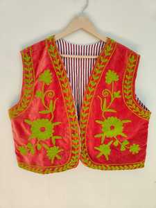 Chaleco de Terciopelo Bordado a Mano, Chaleco de Terciopelo Hecho a Mano, Chaqueta, Chaleco Bordado a Mano con Diseño Suzani, Chaleco de Terciopelo Bohemio con Estampado Floral, Chaleco de Algodón - Product Image 5