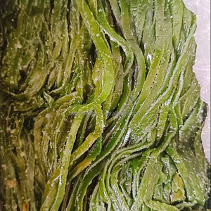 Algues fraîches congelées algues salées organiques naturelles varech Kombu Laminaria Japonica tranche de varech 2-3MM prix usine certifié HACCP - Product Image 1