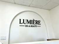 Lettres de signalisation LED personnalisées rétroéclairées, enseigne LED étanche, enseigne de nom découpée au laser en métal, enseigne d'adresse de pièce et panneau publicitaire extérieur pour magasin