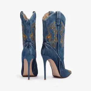 Botas de tacón de aguja puntiagudas estilo <span class=keywords><strong>vaquero</strong></span> europeo occidental 2026, botas de caballero bordadas a la moda, botas sexys de diamantes de imitación para mujer - Product Image 5