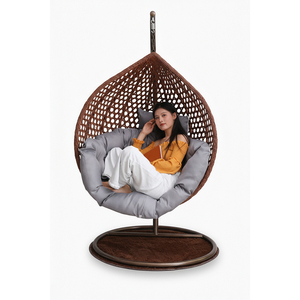 Commercio all'ingrosso Design personalizzato giardino esterno balcone mobili da soggiorno in vimini Rattan dondolo pendente uovo Pod sedia con supporto - Product Image 1