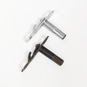 ตัวเชื่อมต่อแผ่นไม้สองชั้นแบบไร้รูยี่ห้อ GQK ผลิตจากเหล็กกล้าคาร์บอนที่แข็งแรง มองไม่เห็นรอยต่อ เหมาะสำหรับตู้เสื้อผ้า ดีไซน์ทันสมัย เรียบง่าย ใช้งานง่าย - Product Image 4