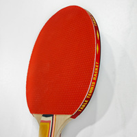 Fabrikpreis Professionelles 6-Schicht-Tischtennisschläger-Set mit Lindenholzkern ITTF-Zugelassene Gummibälle für Training und Außeneinsatz
