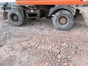 Excavatrices sur pneus DOOSAN d'occasion DH210w-7 de qualité supérieure avec de faibles heures de travail Peinture originale DH210w DH150W-7 DH170 DH420 en vente - Product Image 6