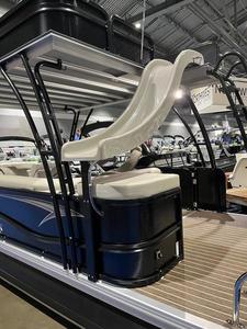 Bateau ponton <span class=keywords><strong>de</strong></span> <span class=keywords><strong>luxe</strong></span> <span class=keywords><strong>en</strong></span> aluminium pour le divertissement <span class=keywords><strong>en</strong></span> plein air Aventures <span class=keywords><strong>en</strong></span> famille Observation Croisière Pêche Sports - Product Image 4