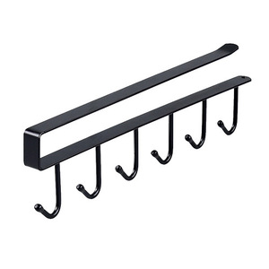 حامل أكواب معدني متعدد الوظائف بـ 6 خطافات للتعليق تحت الخزانة في غرف الطلاب - Product Image 4