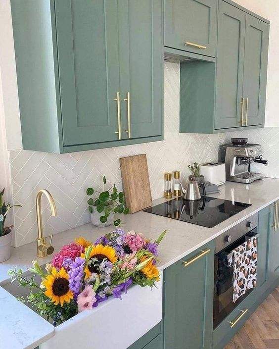 สีเขียว