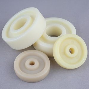 Bouchons en nylon Huailiang Engineering Plastics, taille et couleur personnalisables pour applications industrielles - Product Image 1