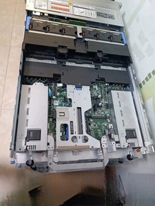 Servidor en Rack Dell PowerEdge R6525 1U, Dos Procesadores AMD EPYC <span class=keywords><strong>de</strong></span> hasta 128 Núcleos, 4 TB <span class=keywords><strong>de</strong></span> Memoria DDR4 ECC, SSD PCIe Gen4 NVMe - Product Image 3