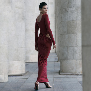 Robe de cocktail à manches longues, col carré, coupe ajustée, élégante, rouge, pour femmes - Product Image 3