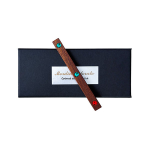 Varita Mágica de Madera de Nogal Hecha a Mano, Accesorios de Diamantes de Colores para Magos - Product Image 1