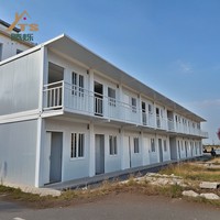 Maisonnette modulaire de luxe de 20 à 40 pieds, préfabriquée, pour camping et hôtel, avec panneaux sandwich, design contemporain
