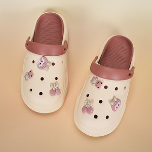 By-1610 Cherry Girl Crocs Clogs, zapatos de playa de verano con plataforma de color amarillo y verde caramelo para mujer, tacón de 3cm, para las cuatro estaciones - Product Image 2