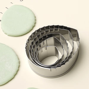 <span class=keywords><strong>Emporte</strong></span>-pièces en forme de pétales de rose en acier inoxydable de haute qualité, 5 pièces, pour la pâtisserie, découpe artisanale, passe au lave-vaisselle, décoration de gâteaux - Product Image 4