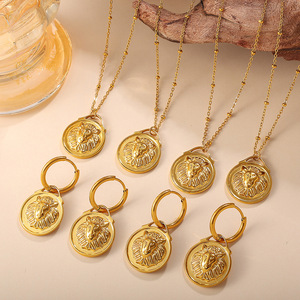 Pendientes y Collar con Colgante de León Romano Retro Europeo Americano, Acero Inoxidable, Chapado en Oro de 18K, para Mujer - Product Image 1