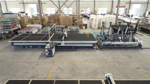 Ligne de découpe de verre automatique haut de gamme personnalisée à double inversion et quatre postes pour usine - Product Image 5