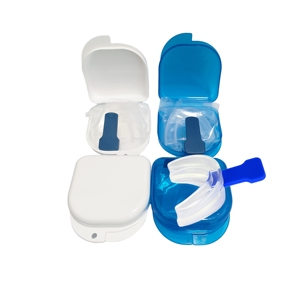 Protège-dents <span class=keywords><strong>dentaire</strong></span> avec moulage personnalisé Embouchure Dispositif <span class=keywords><strong>anti</strong></span>-<span class=keywords><strong>ronflement</strong></span> et protège-morsure pour le bruxisme Protège-dents en silicone pour dormir - Product Image 2