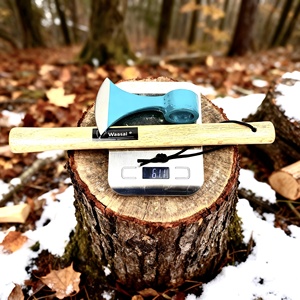 Hacha de Grado Industrial para Exteriores de Año Nuevo - Hoja de Acero con Alto Contenido de Carbono Templada, Mango de Madera para Camping y Uso de Supervivencia Multipropósito - Product Image 5