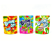 Sacs d'emballage Mylar en stock, sachets refermables holographiques à fond plat, vente chaude en gros pour bonbons, snacks, biscuits, chocolats