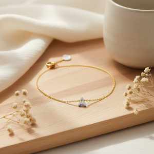 Cheville en acier inoxydable avec lettre A, design minimaliste pour femme, bijoux tendance - Product Image 3