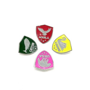 Badges de <span class=keywords><strong>Constellation</strong></span> Personnalisables pour la Remise des Diplômes Aquila Ursa Cetus Cygnus – Broches et Épingles de Revers en Métal Émaillé Souple 3D - Product Image 3