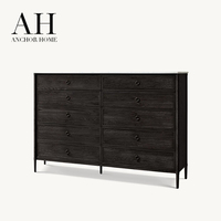 Commode de style Mid-Century en chêne massif noir avec plateau en marbre, dix tiroirs, grand rangement, poignées annulaires, pieds coniques, écologique, pour chambre à coucher