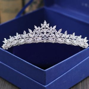 HIBRIDE, nuevas tiaras y corona de diamantes de imitación brillantes de alta calidad, accesorios nupciales para el cabello de Color oro blanco para mujeres, regalos, 2017 - Product Image 4