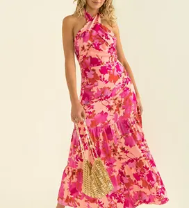 ओईएम क्रॉसओवर हाल्टर नेकलाइन मध्य-लंबाई स्कर्ट महिला महिला सुरुचिपूर्ण पोशाक फूल कस्टम मुद्रित लंबी पोशाक