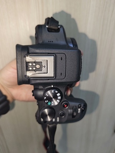 Cámara digital usada Canon R10 sin espejo de 24.2 <span class=keywords><strong>MP</strong></span> - Product Image 4