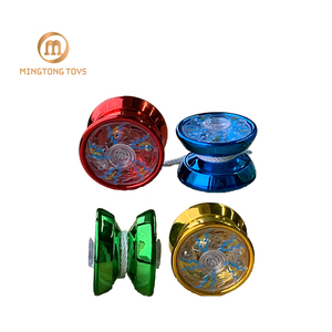 Jouets de combat classiques pour enfants, <span class=keywords><strong>yoyo</strong></span> magique en métal allié avec logo personnalisé, design coloré en plastique, lumière LED clignotante, bille à roulement, nouveau - Product Image 1