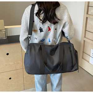 Sac de voyage de gymnastique <span class=keywords><strong>rose</strong></span> Sac de sport de gymnastique imperméable pour hommes <span class=keywords><strong>et</strong></span> femmes Sac de sport avec compartiment à chaussures Sac de sport <span class=keywords><strong>rose</strong></span> - Product Image 2