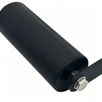 Accessoire de machine à câble de gym, poignée en D rotative robuste et réglable avec poignée antidérapante et corde triceps pour l'entraînement des bras