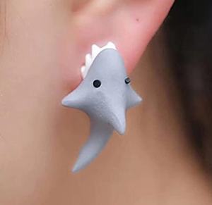 Pendientes de resina con diseño de dinosaurio y tiburón para mujer y niña, joyería divertida, con cierre de tuerca, con dibujos de animales, venta al por mayor - Product Image 2