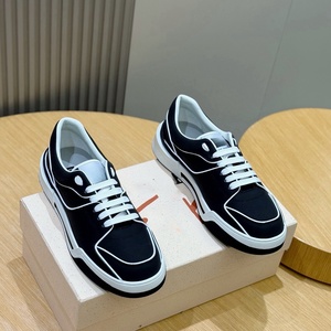 Baskets décontractées tendance à bout carré de <span class=keywords><strong>marque</strong></span> de créateur 2026, avec doublure en pur coton et style à lacets, idéales pour la marche - Product Image 2