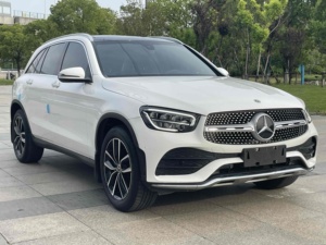 Mercedes-Benz <span class=keywords><strong>GLC</strong></span> Classe 2020 <span class=keywords><strong>GLC</strong></span> 2 d'<span class=keywords><strong>occasion</strong></span>, SUV <span class=keywords><strong>essence</strong></span> LHD pour l'exportation - Product Image 3