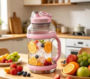 เครื่องปั่นน้ำผลไม้แบบพกพา ความจุขนาดใหญ่ 2 ลิตร เครื่องปั่นผสมผลไม้ เสียงเบา สำหรับการตั้งแคมป์กลางแจ้งและการออกกำลังกาย - Product Image 1