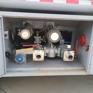 <span class=keywords><strong>Camion</strong></span> de ravitaillement Fukuda Omar 8 tonnes Q235 en acier au carbone 304 <span class=keywords><strong>camion</strong></span>-citerne de stockage de pétrole en acier inoxydable - Product Image 3