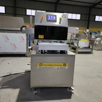 Automatische traysealmachine, MAP vacuümverpakkingsapparatuur voor vlees, fruit, kant-en-klare maaltijden, plastic doosjes.